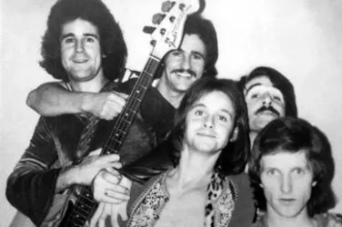 Goldie [British pop-rock band]
